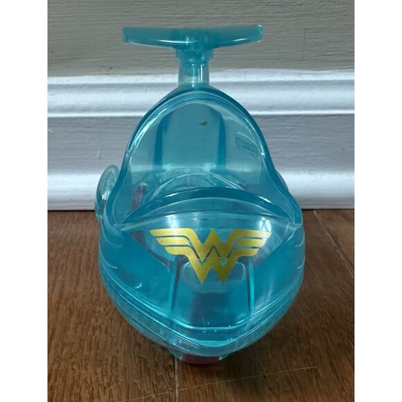 Fisher-Price Little People DC COMICS WONDER WOMAN AND JET PLANE 2020 - Picture 3 of 11